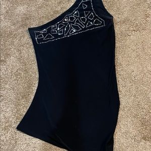 One shoulder rhinestone trim top